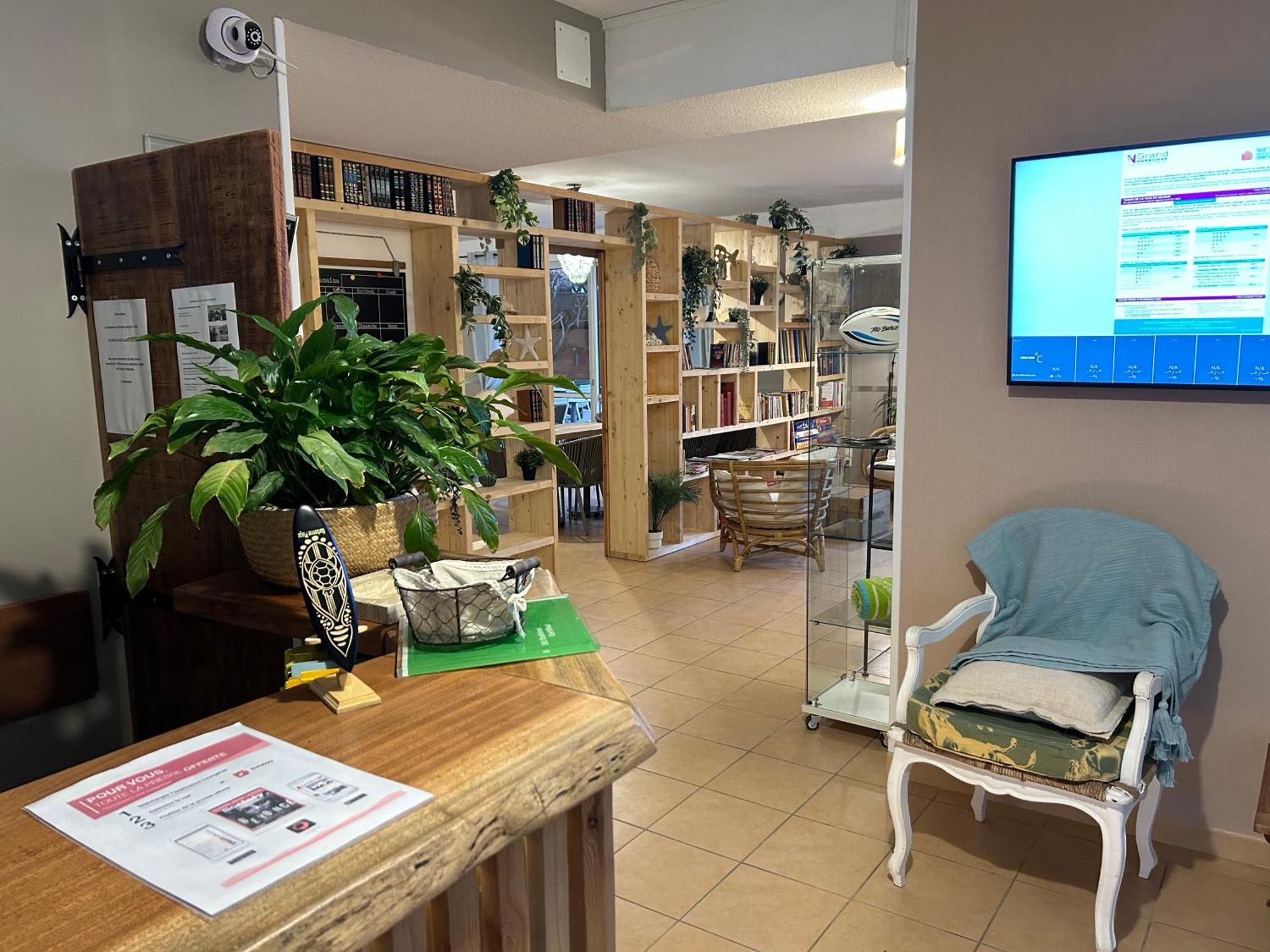 Logis Hotel De La Clape Narbonne-Plage Esterno foto